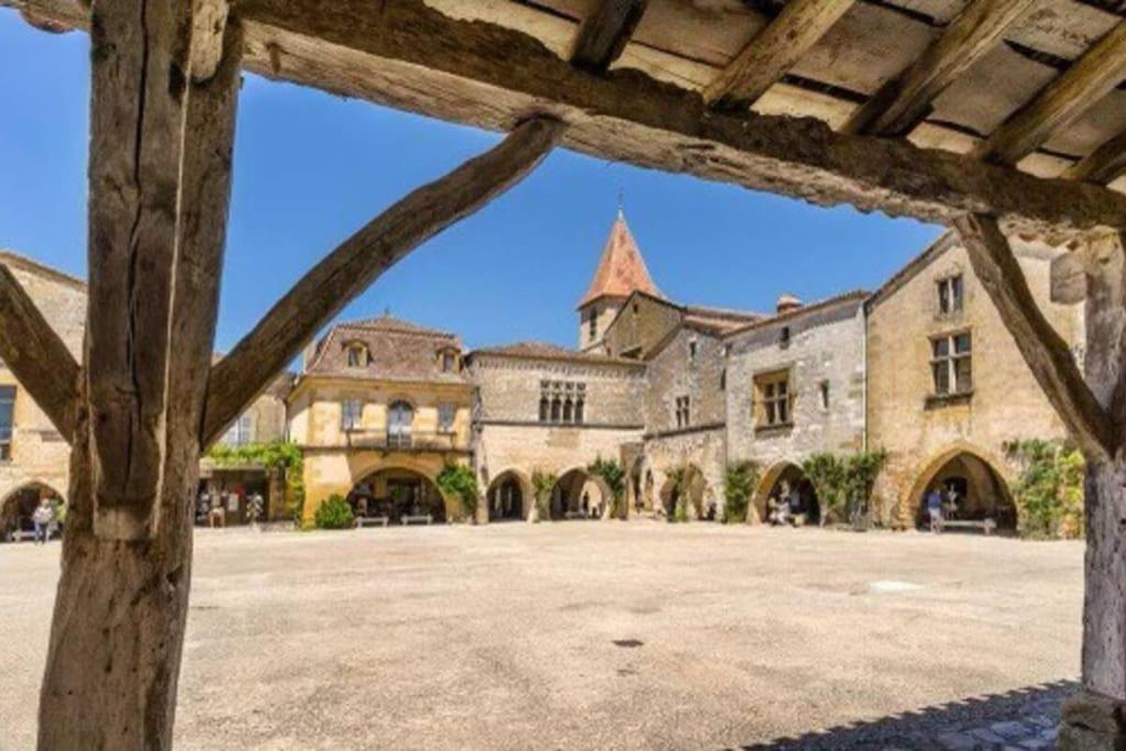 Maison Medievale Climatisee Avec Jardin Monpazier Kültér fotó